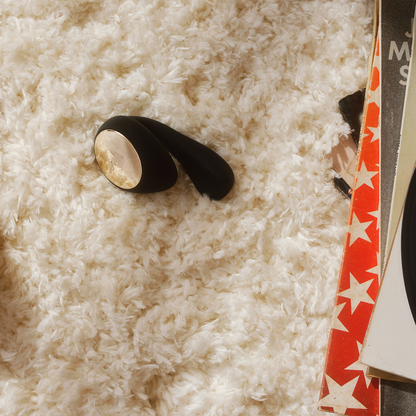 Lelo - Ida Wave App Controlled Dual Stimulation Massager (Hitam)