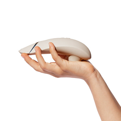 Womanizer - Premium 2 Perangsang Kelentit Boleh Dicas Semula Silikon Premium 2 Kelabu Hangat