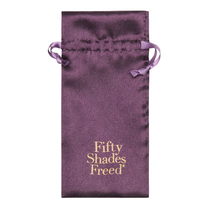 Fifty Shades Freed - Semua Rantaian Puting Dan Klitoris Sensasi