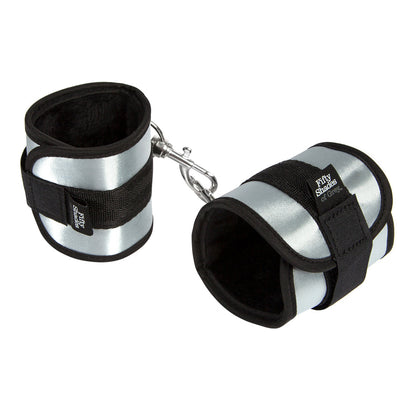 Fifty Shades Of Grey - Gandi Tangan Lembut Miliknya