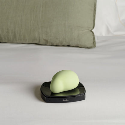 Iroha - Penggetar Kelentit Silikon Boleh Dicas Semula Midori