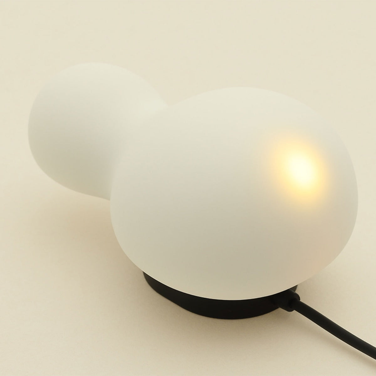 Iroha - Yuki Rechargeable Silicone Clitoral Vibrator