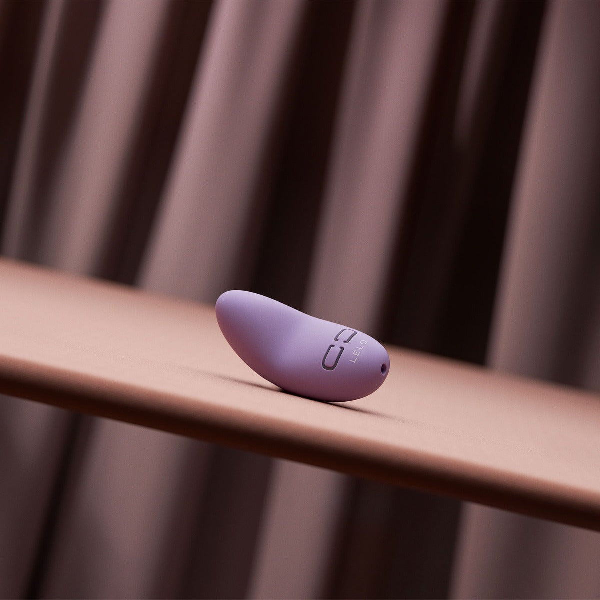 Lelo - Lily 3 Mini Vibrating Personal Massager Calm Lavender