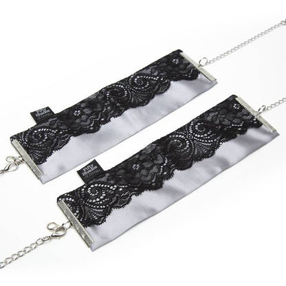 Fifty Shades of Grey - Cuff Tangan Satin & Renda Play Nice